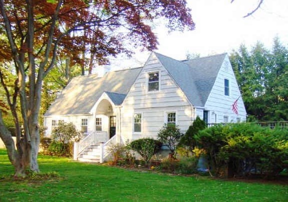 3 Outlook Drive, Darien
