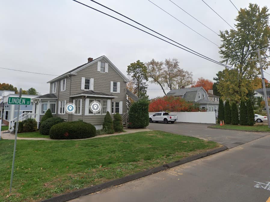 366 Hebron Avenue & 7 Linden Street, Glastonbury