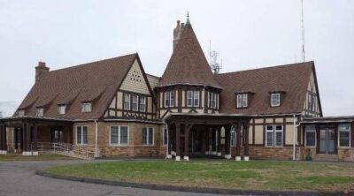 East Hartford: Veteran’s Memorial Clubhouse, Deadline October 18, 2022